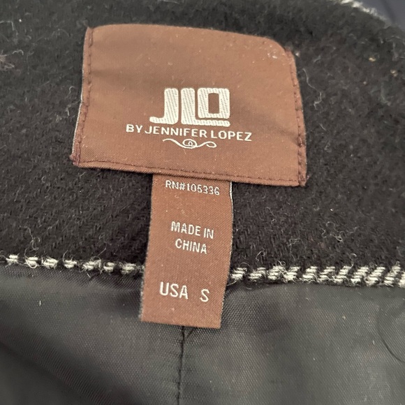 J.Lo Tartan Trench - Picture 5 of 8